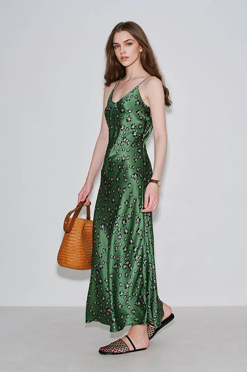 19 Momme Silk Slip Dress in Floral Print - HBQMJX