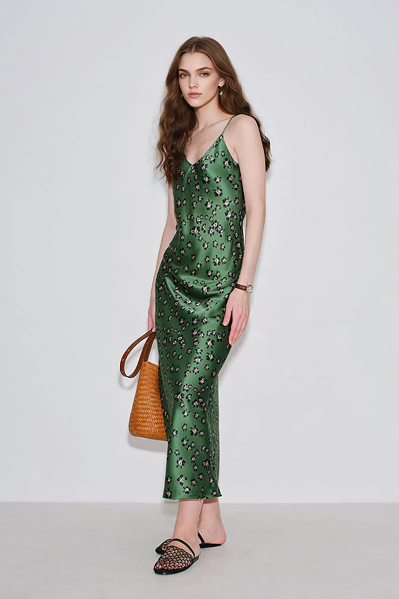 19 Momme Silk Slip Dress in Floral Print - HBQMJX