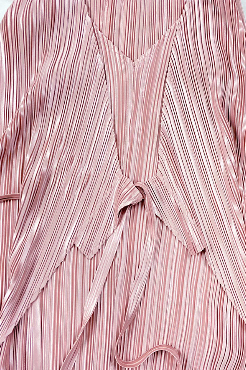 Designer Inspired Pleated Sleeveless Wrap Midi Dress in Pink - HBQMJX