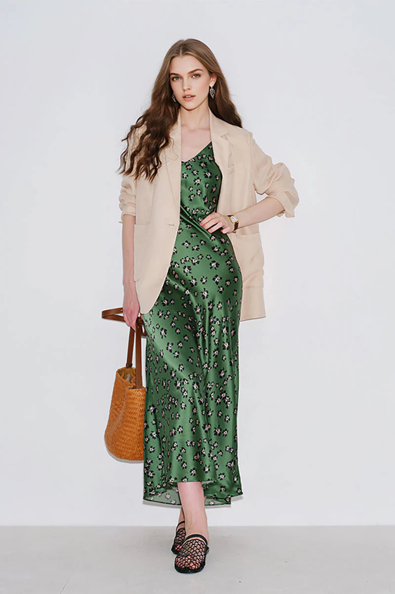 19 Momme Silk Slip Dress in Floral Print - HBQMJX