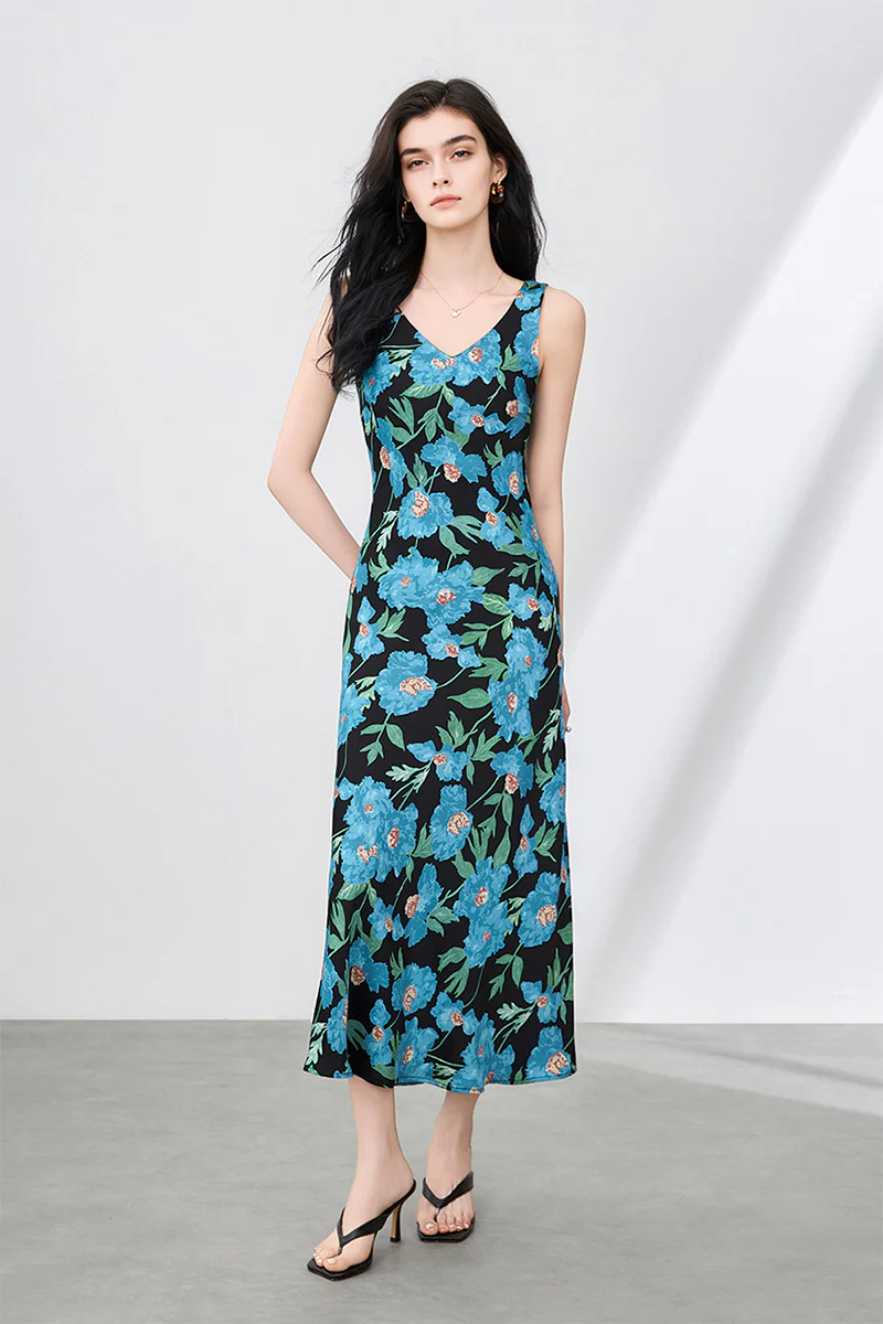 Blue Floral Sleeveless V-Neck Satin Midi Dress - HBQMJX
