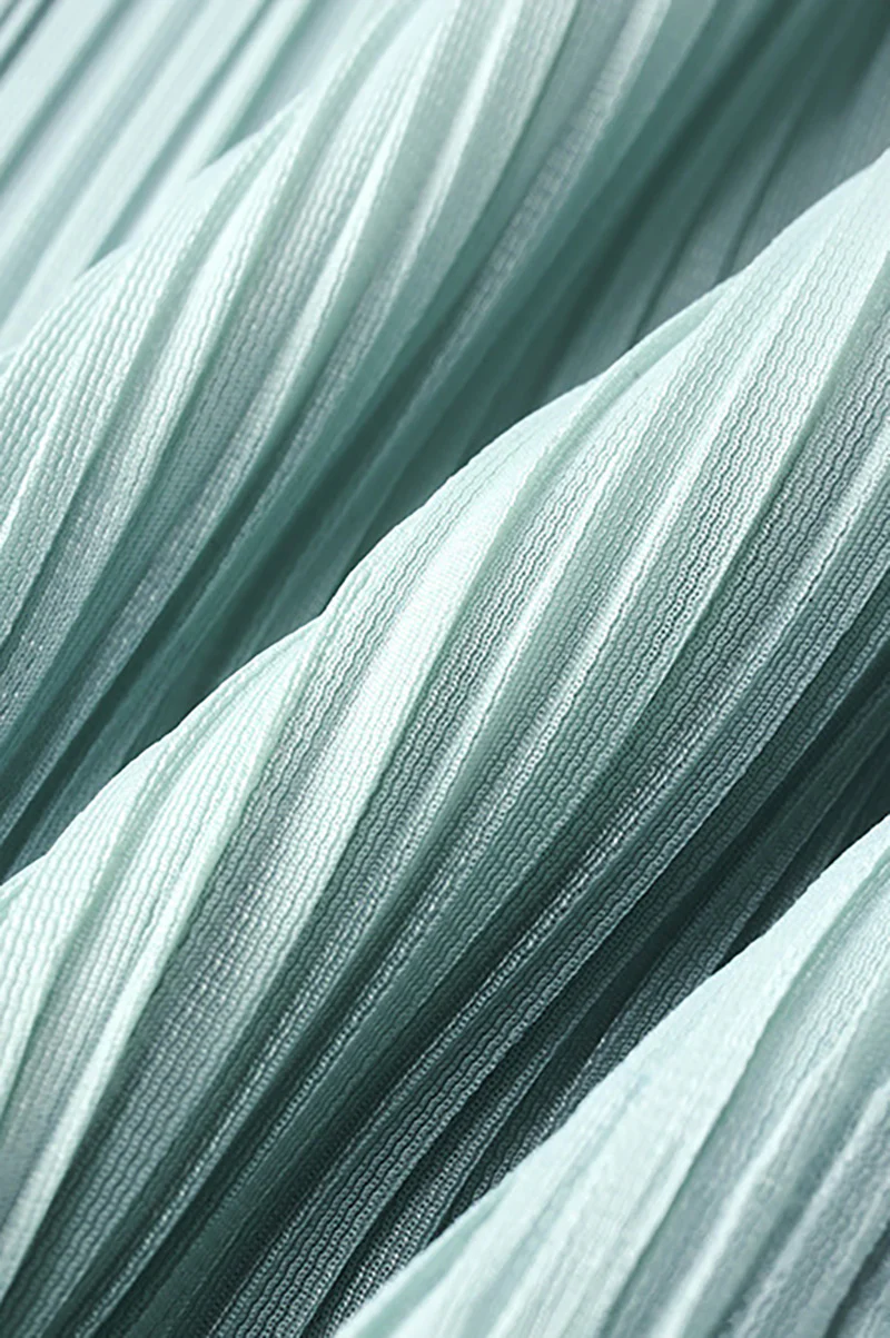 Pleated Long-Sleeve Midi Dress with Tulip Hem - HBQMJX