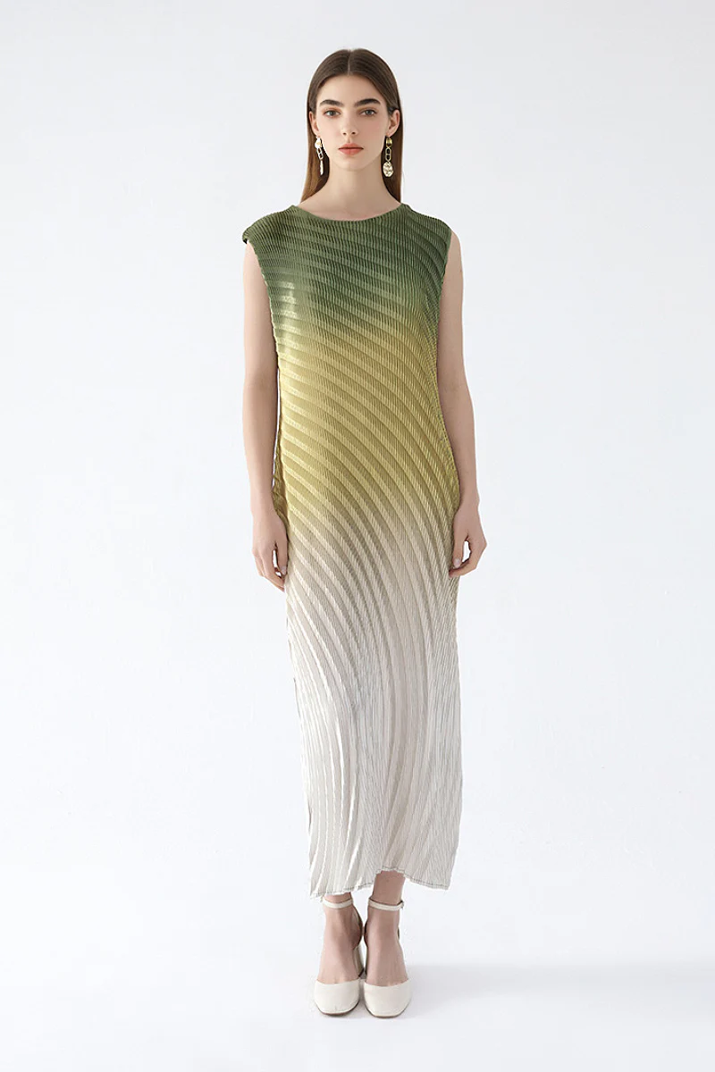 Designer Inspired Pleated Ombre Sleeveless Maxi Dress - HBQMJX