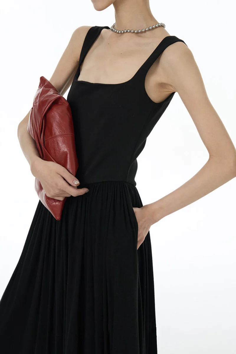 Black Sleeveless Pleated Square-Neck Tank Midi Dress - HBQMJX