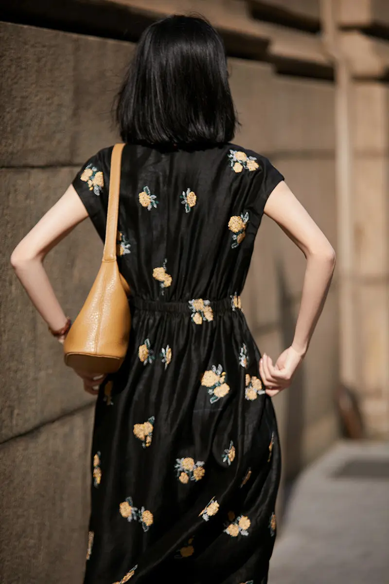 Xiang Yun Silk Floral Hand-Embroidery Midi Dress - HBQMJX