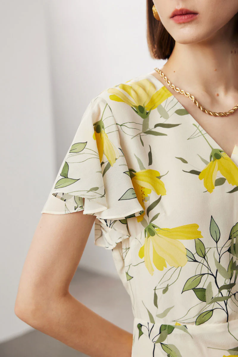 100 Mulberry Silk Floral Flutter-Sleeve V-Neck Ruffle Wrap Midi Dress - HBQMJX