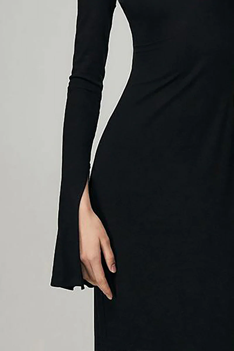 Black Long Sleeve Bodycon Maxi Dress with Back Cutout - HBQMJX