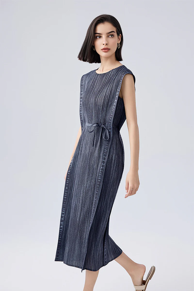 Designer Inspired Pleated Sleeveless Midi Dress - HBQMJX