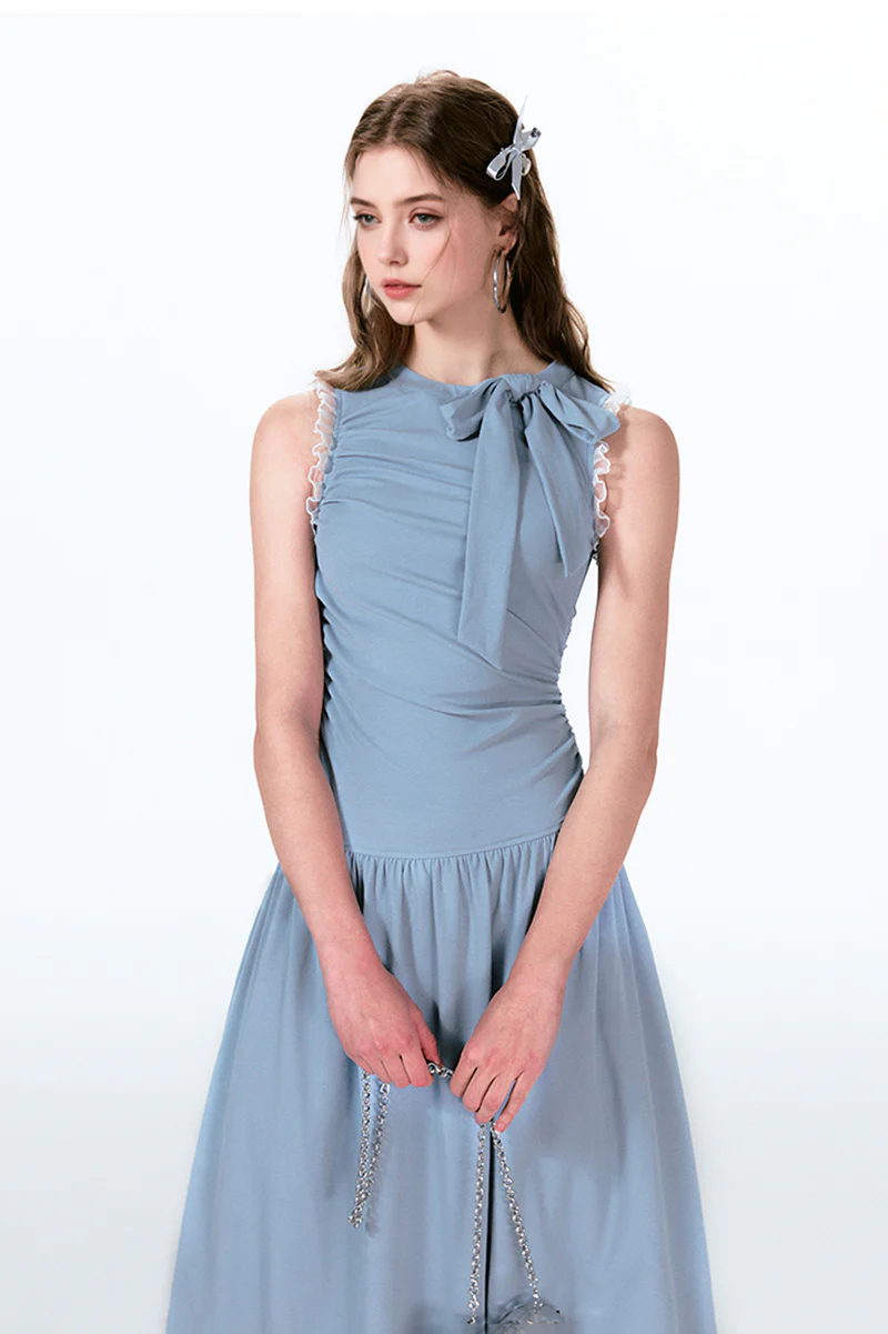 Blue Sleevelss Ruched Fit & Flare Maxi Dress with Bow & Lace - HBQMJX