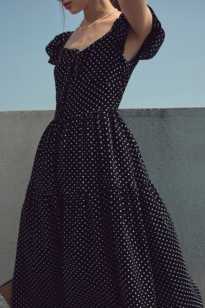 Black Polka-Dot Sweetheart Midi Dress - HBQMJX