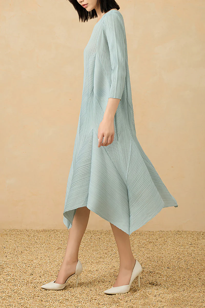 Pleated Long-Sleeve Midi Dress with Tulip Hem - HBQMJX