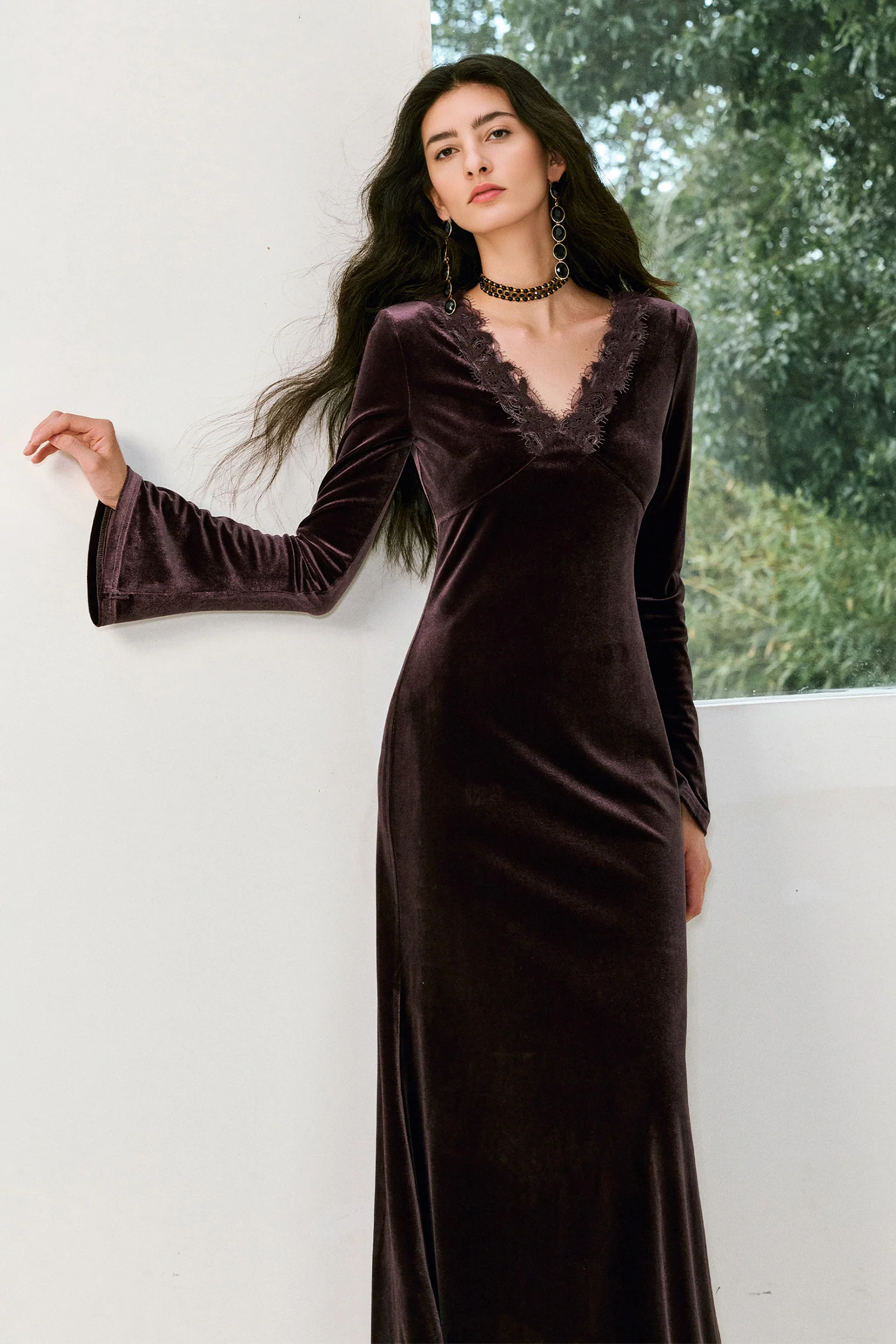 Purple Velvet Long Sleeve Lace V-Neck Maxi Dress - HBQMJX