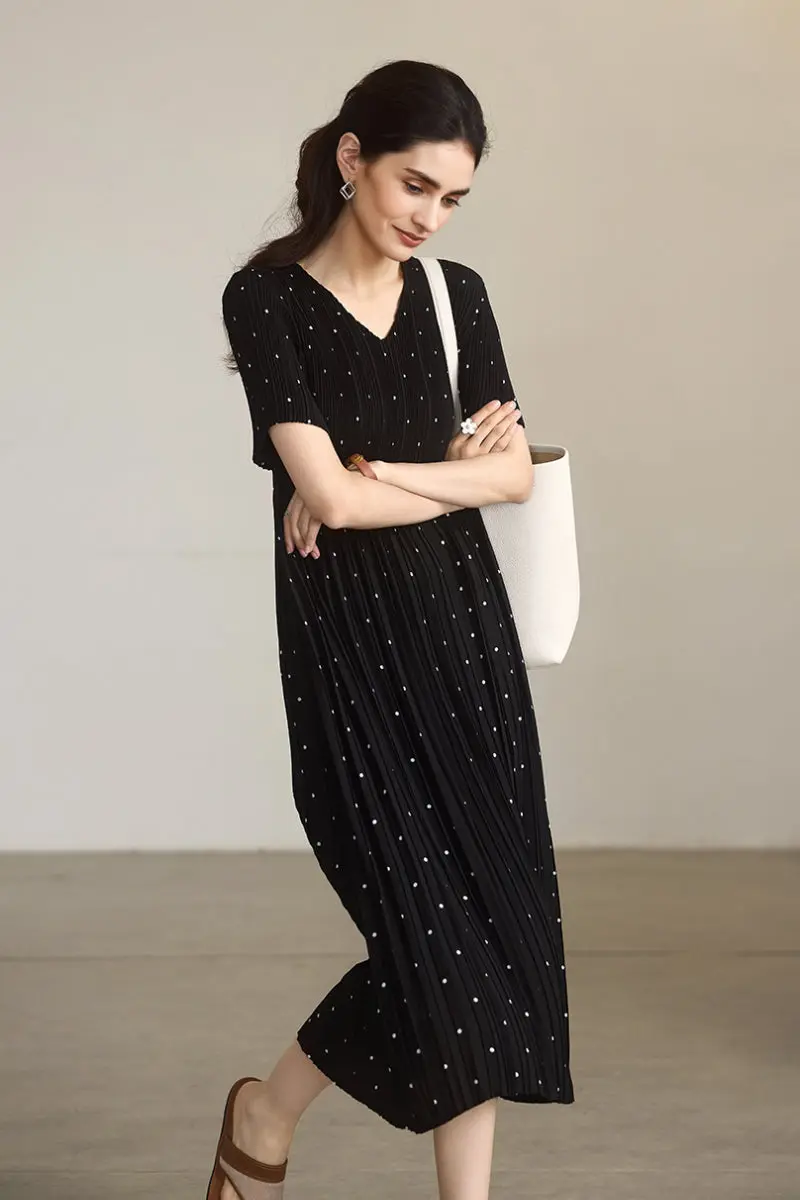 Black Pleated Polka Dot V-Neck Midi Dress - HBQMJX