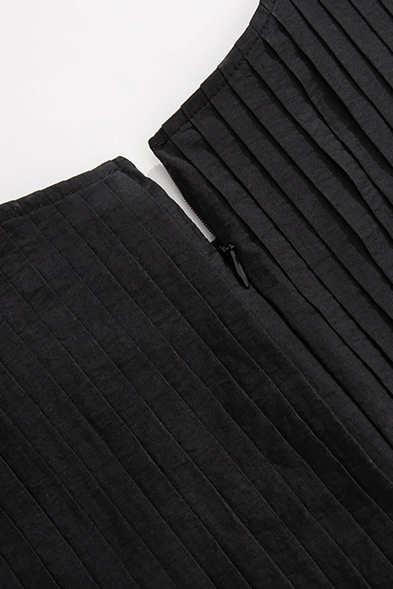 Black Long-Staple Cotton Midi Dress with Front Pleat - HBQMJX