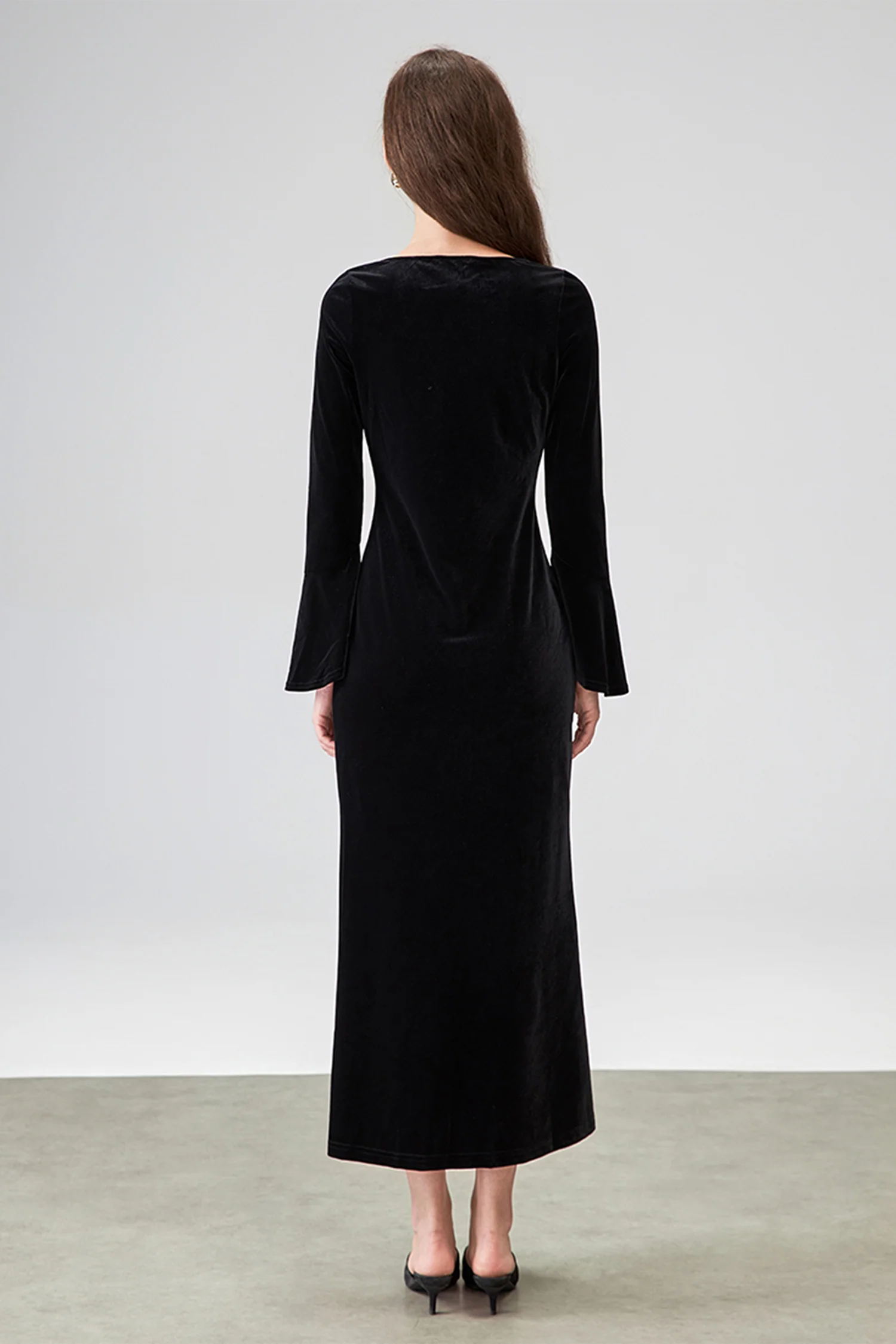 Black Velvet Long Sleeve Crewneck Maxi Dress - HBQMJX