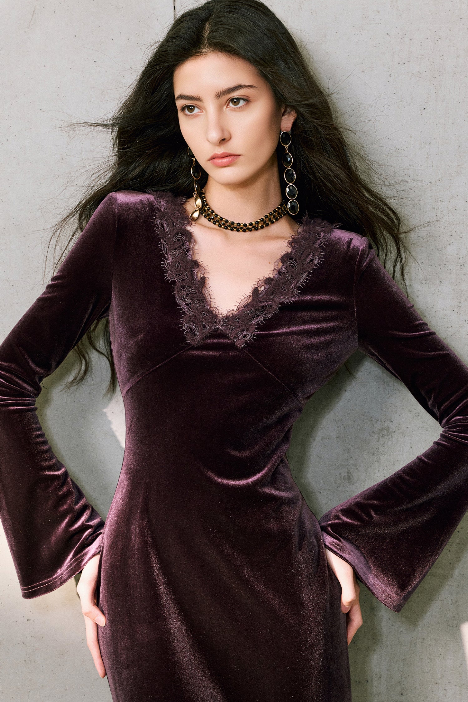 Purple Velvet Long Sleeve Lace V-Neck Maxi Dress - HBQMJX