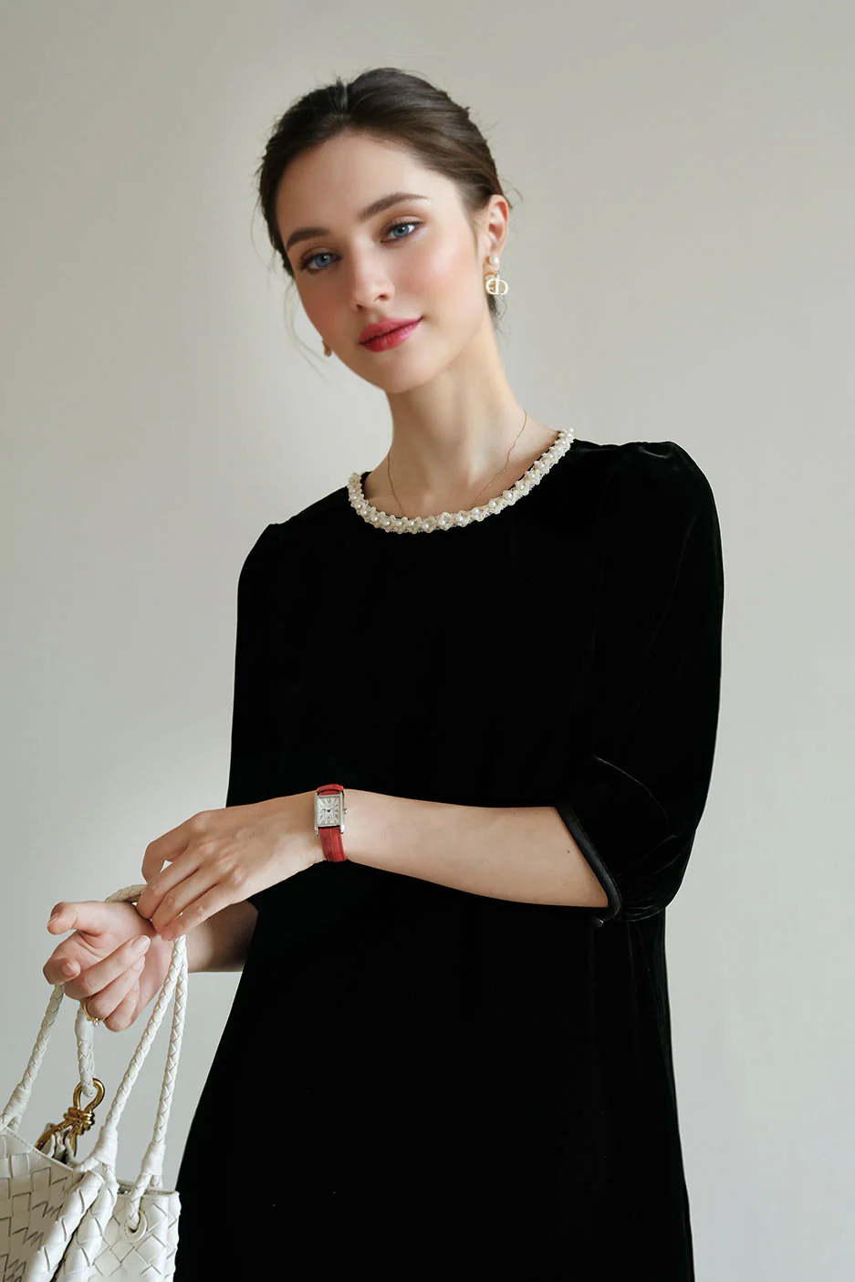 Ostrich-Feather Velvet Elbow-Sleeve Midi Dress with Pearl Trim - HBQMJX