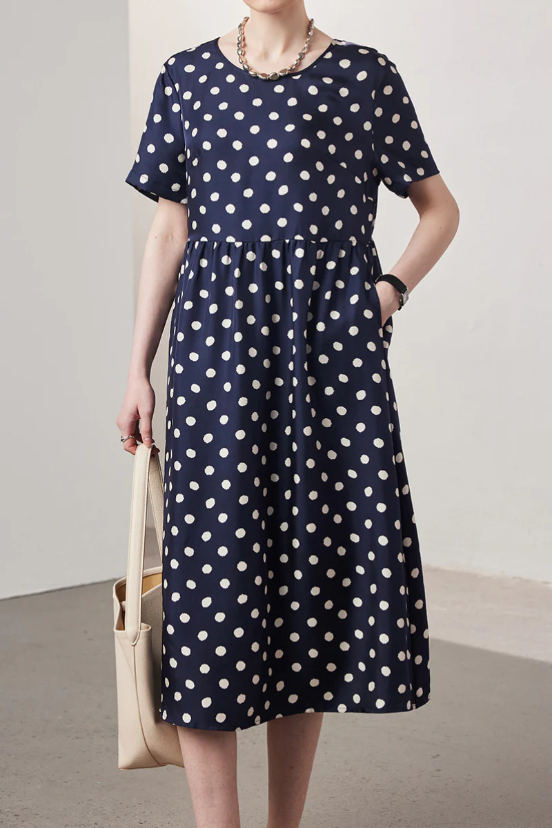 100 Mulberry Silk Polka-Dot Short-Sleeve Midi Dress in Navy - HBQMJX