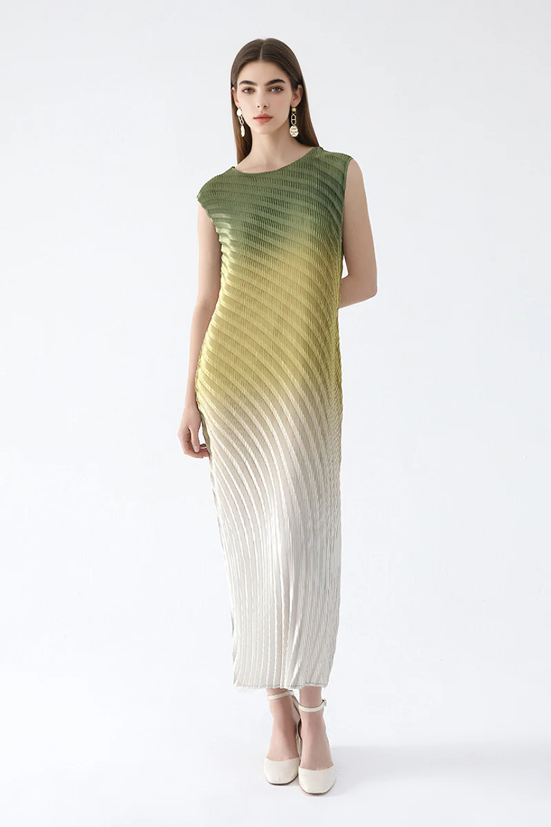 Designer Inspired Pleated Ombre Sleeveless Maxi Dress - HBQMJX