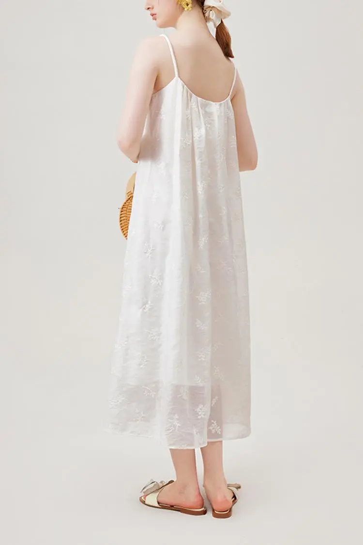 White Flowy Halter Embroidered Dress - HBQMJX