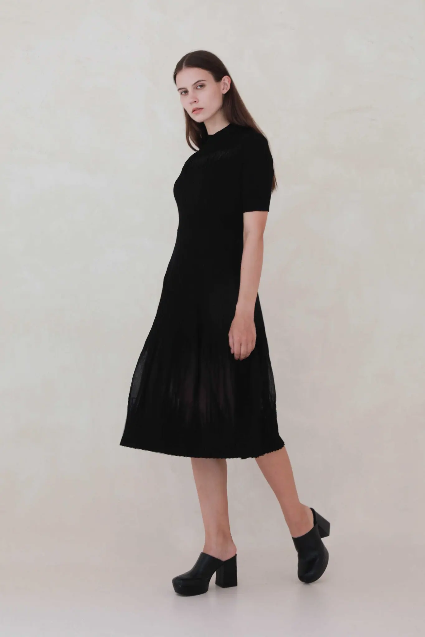 Short Sleeve Midi Dress - HBQMJX