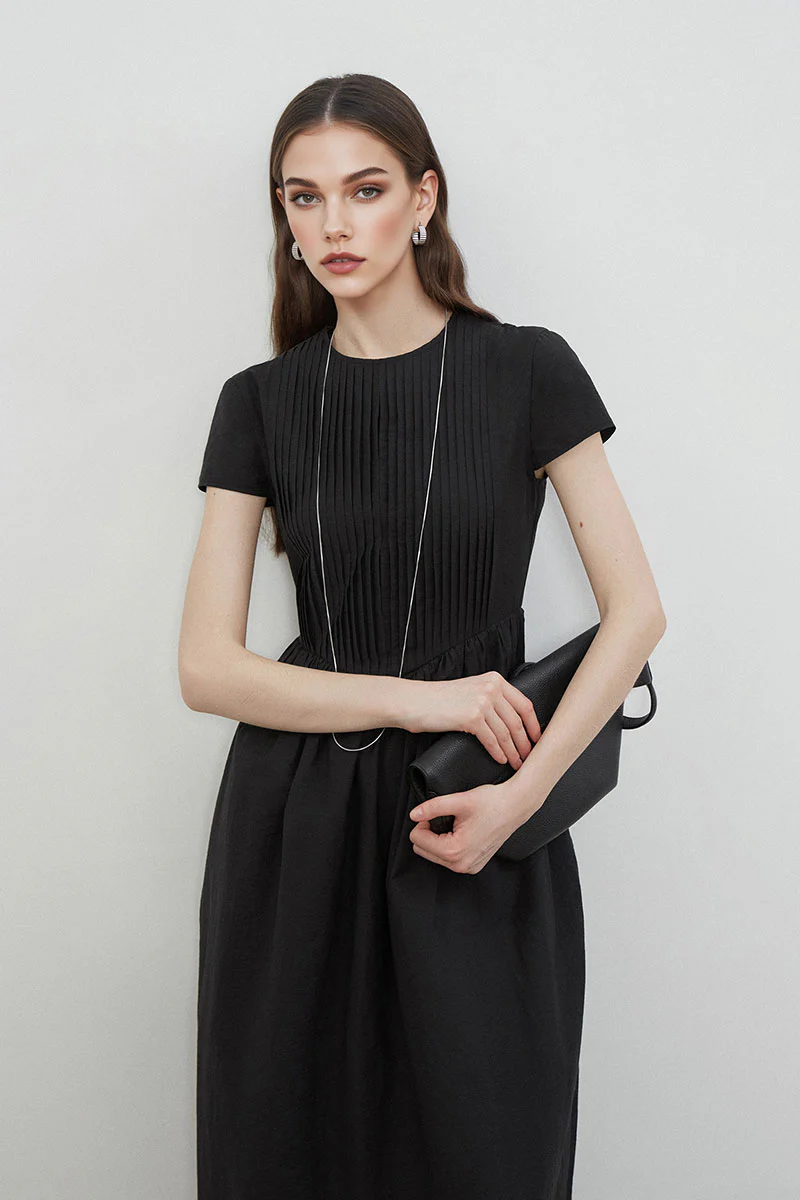 Black Long-Staple Cotton Midi Dress with Front Pleat - HBQMJX
