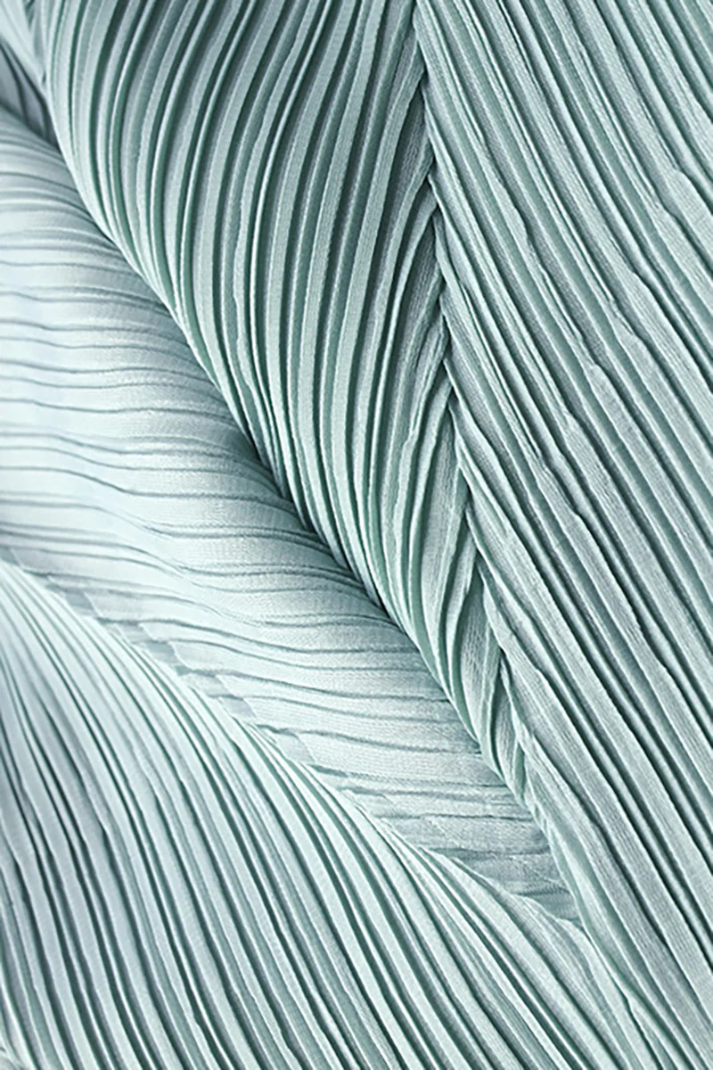 Pleated Long-Sleeve Midi Dress with Tulip Hem - HBQMJX