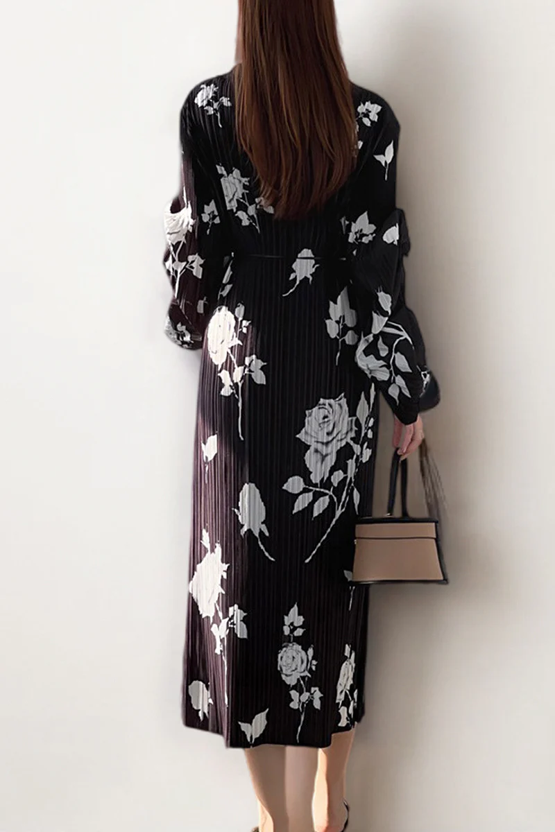 Designer Inspired Pleated Floral Long-Sleeve Midi Dress - HBQMJX