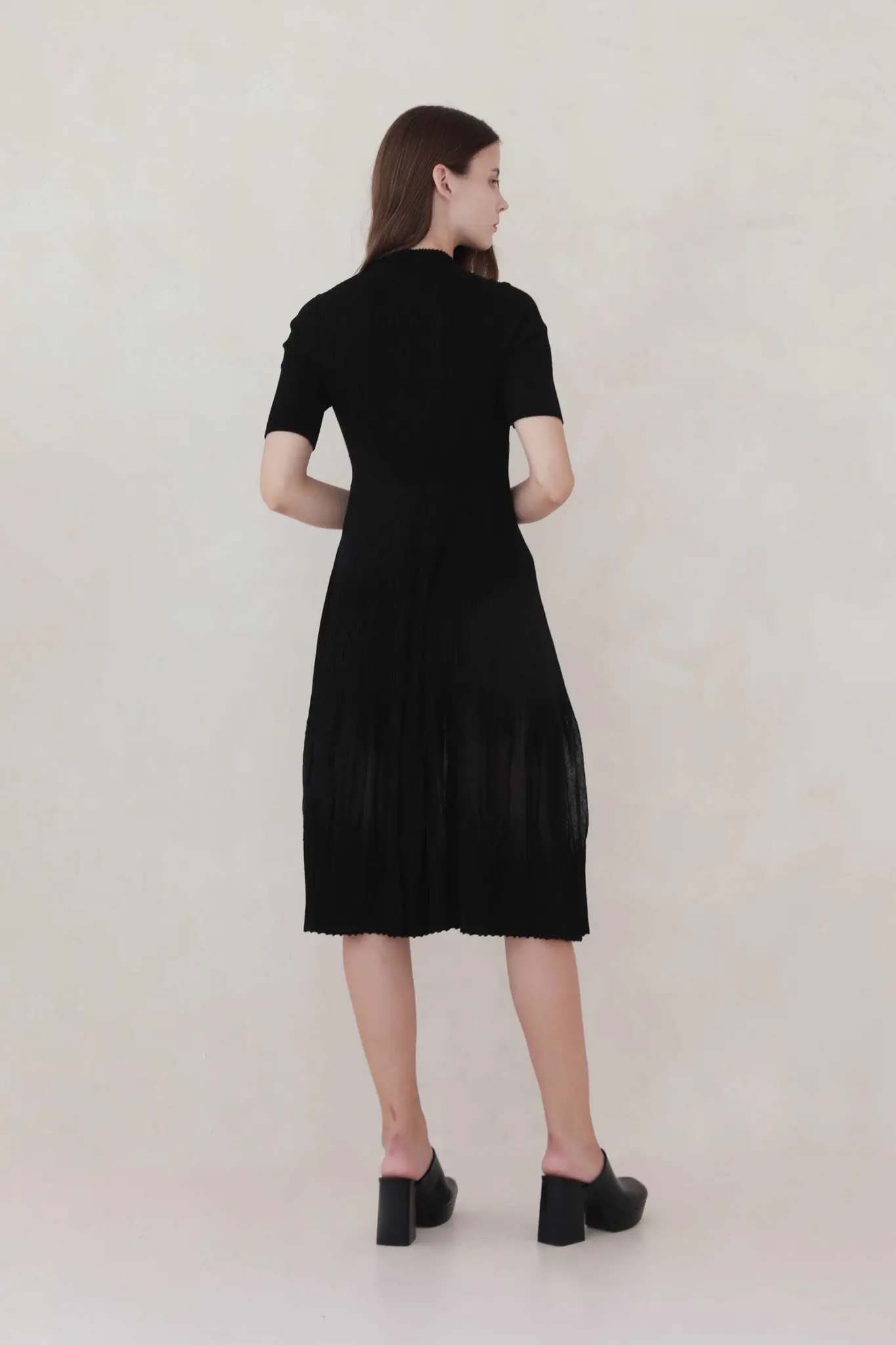 Short Sleeve Midi Dress - HBQMJX