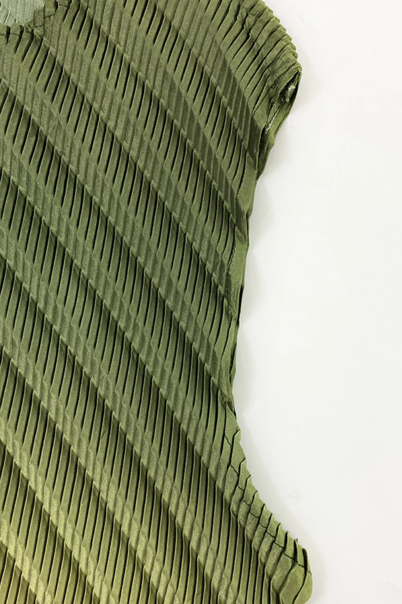 Designer Inspired Pleated Ombre Sleeveless Maxi Dress - HBQMJX