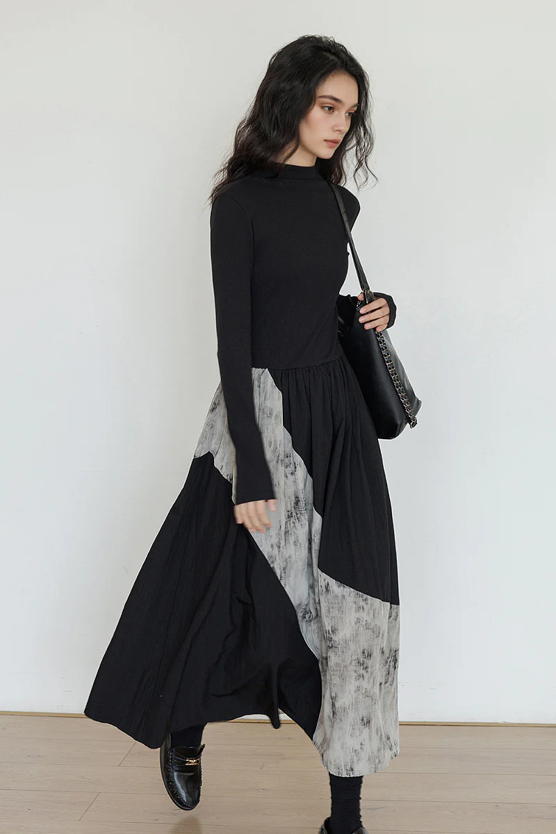 Fit & Flare Long-Sleeve Midi Dress with Lace Patchwork - HBQMJX