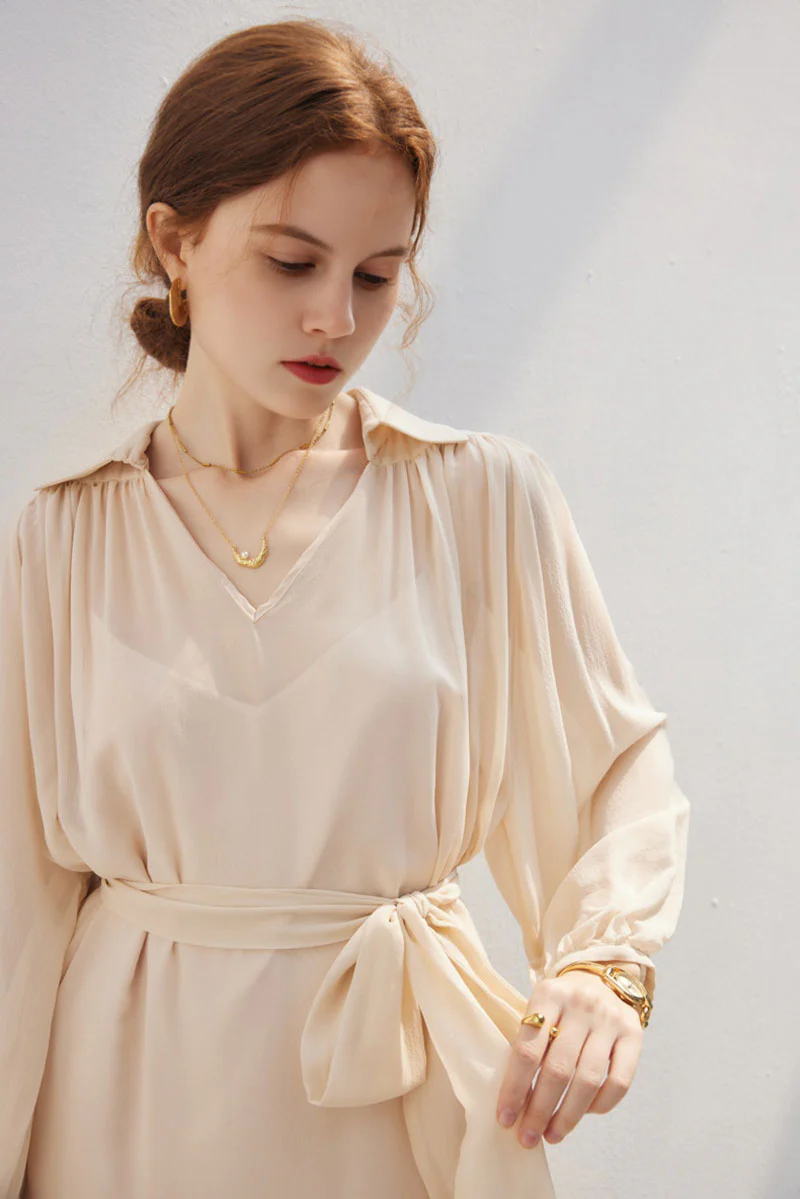 100 Mulberry Silk Flowy Sheer Balloon-Sleeve V-Neck Collared Midi Dress with Belt - HBQMJX