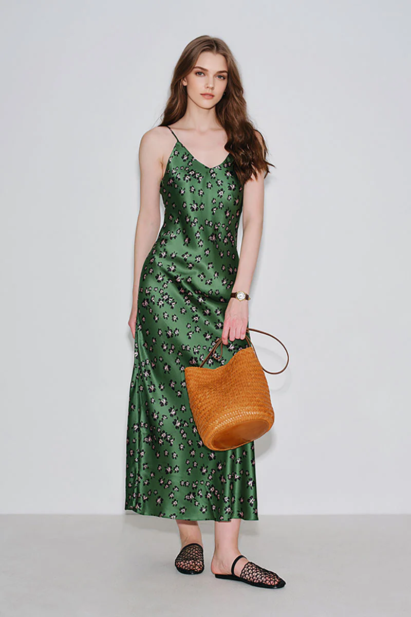 19 Momme Silk Slip Dress in Floral Print - HBQMJX