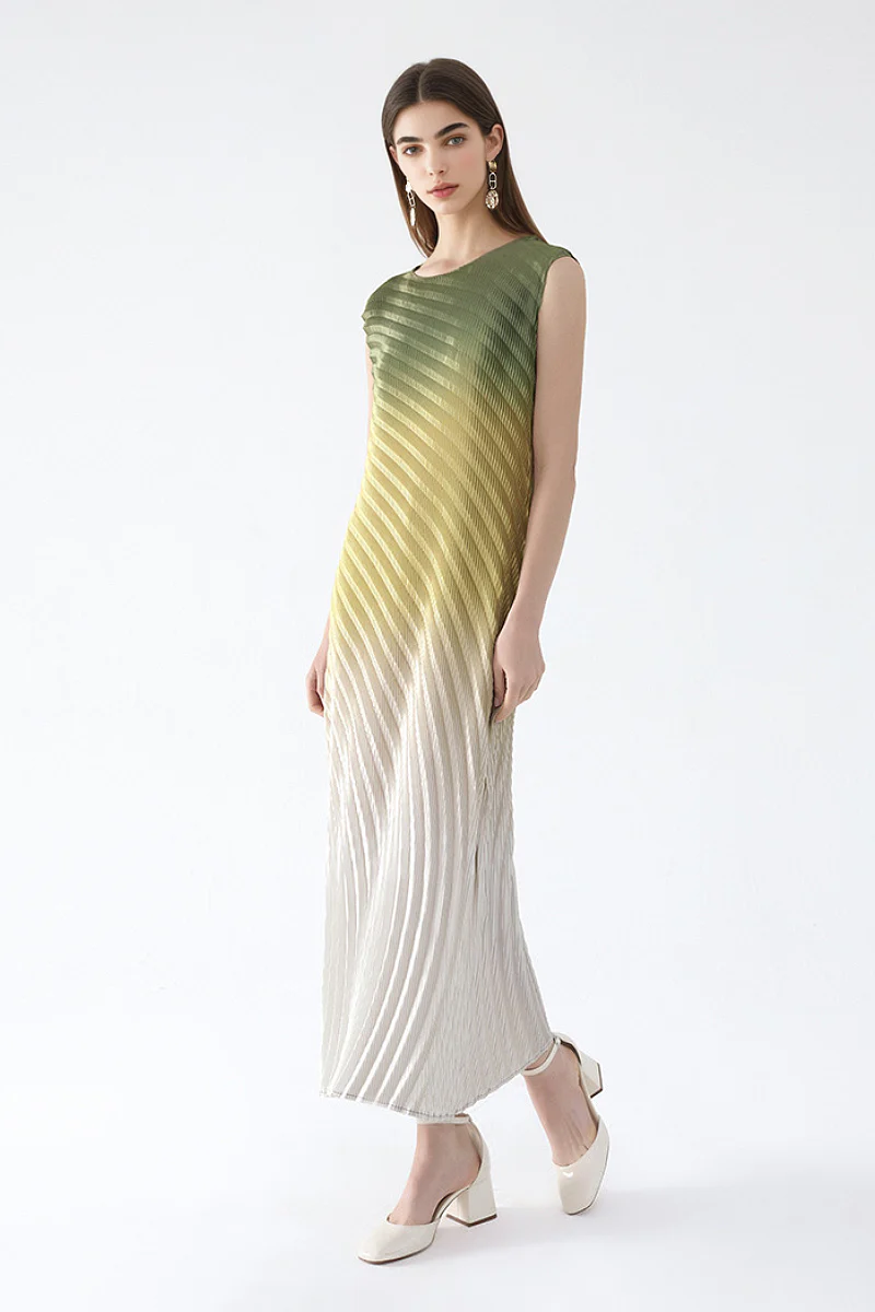 Designer Inspired Pleated Ombre Sleeveless Maxi Dress - HBQMJX