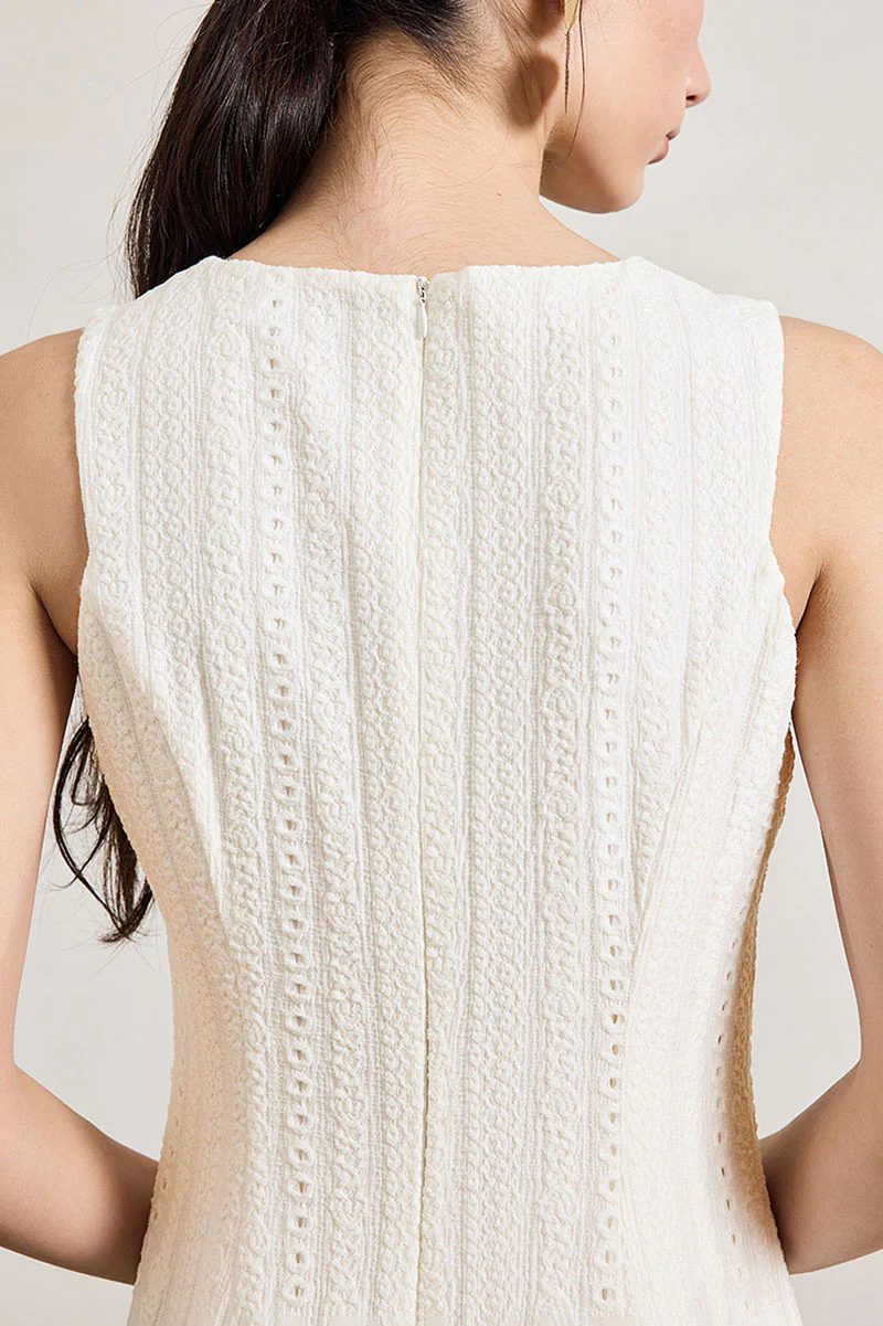 White Embroidered Lace Fit & Flare Midi Dress - HBQMJX