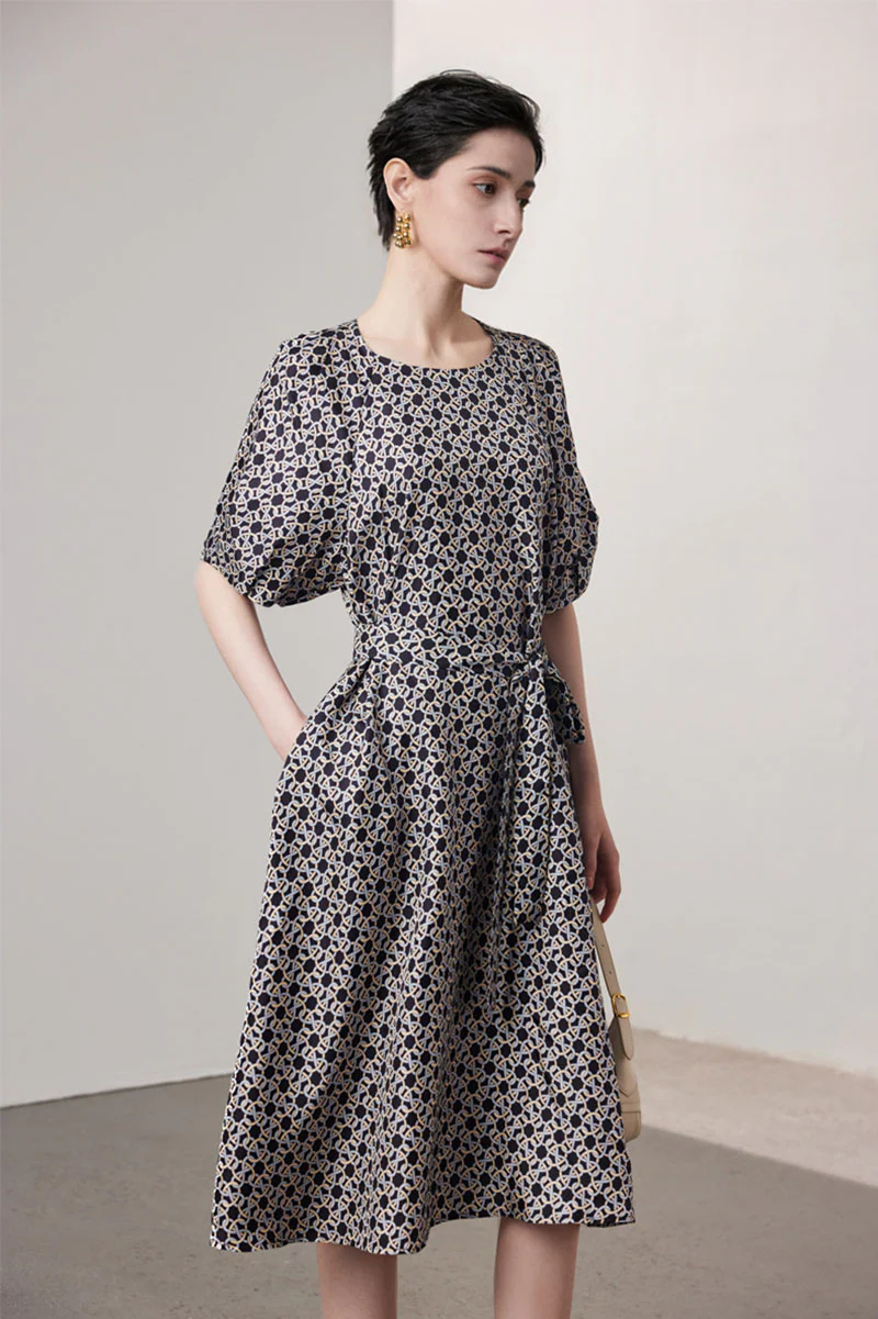 100 Mulberry Silk Chain Print Puff-Sleeve Belted Midi Dress with Pockets - HBQMJX