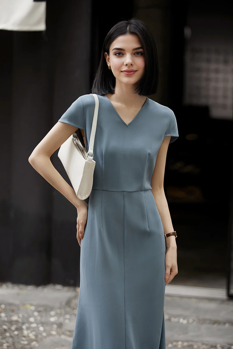 V-Neck Mermaid Midi Dress in Triacetate - HBQMJX