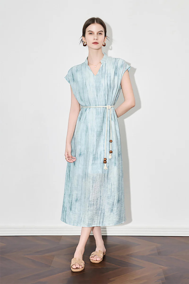 Tie-Dye Textured Cap-Sleeve Midi Dress in Light Blue - HBQMJX