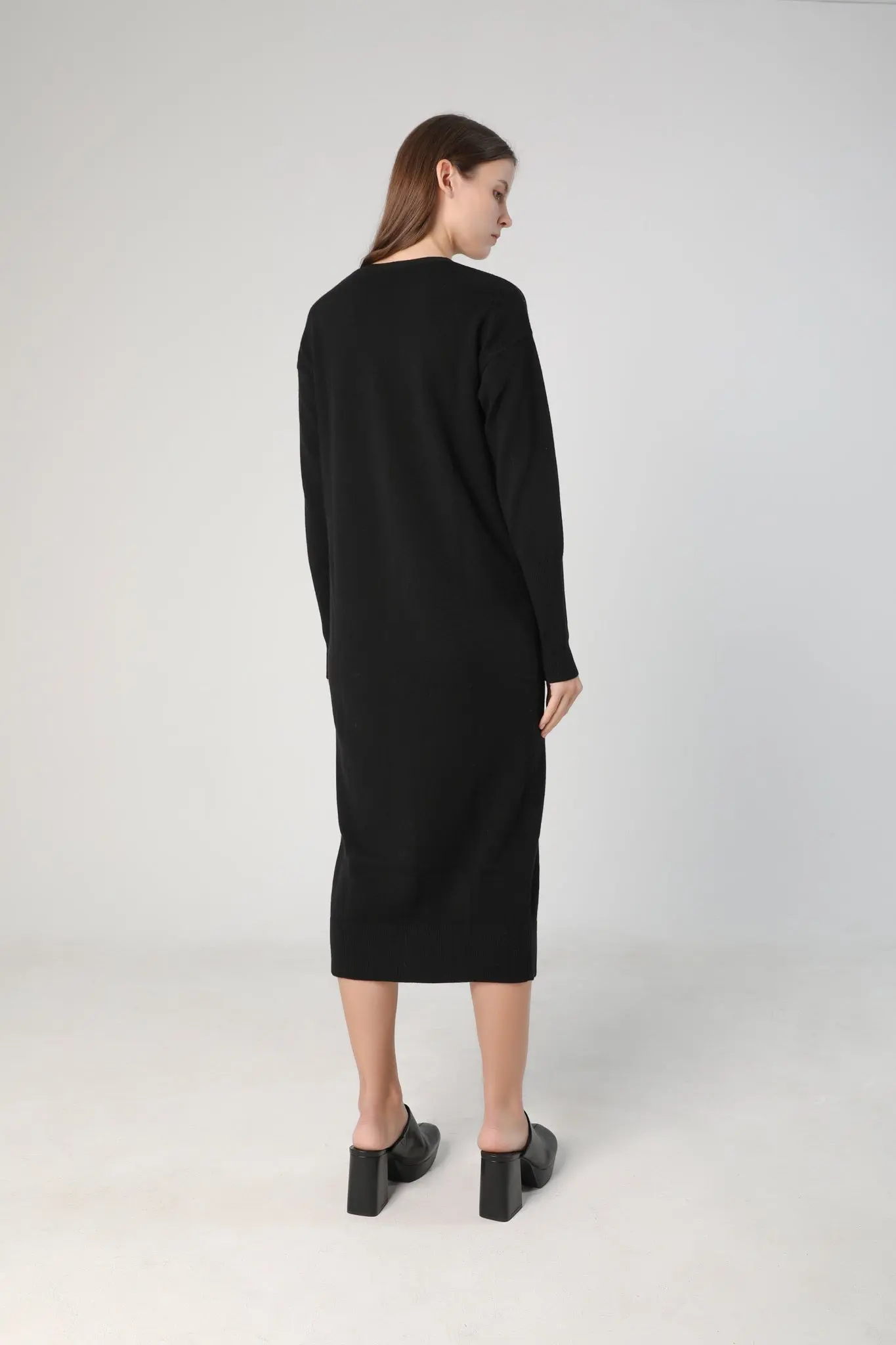 V-Neck Cardigan Sweater Dress in Merino Wool - HBQMJX