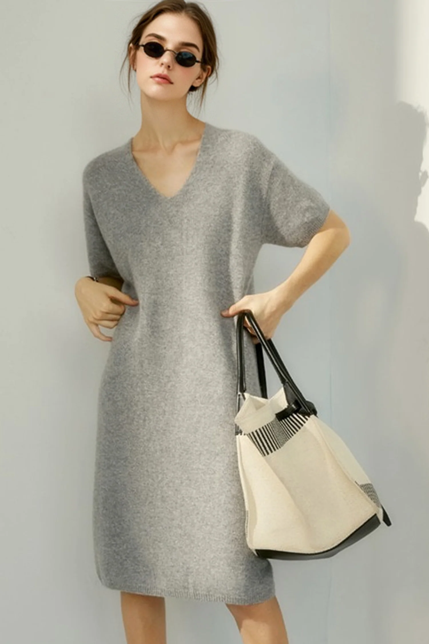 100% Wool Short Sleeve V-Neck Midi Sweater Dress - HBQMJX