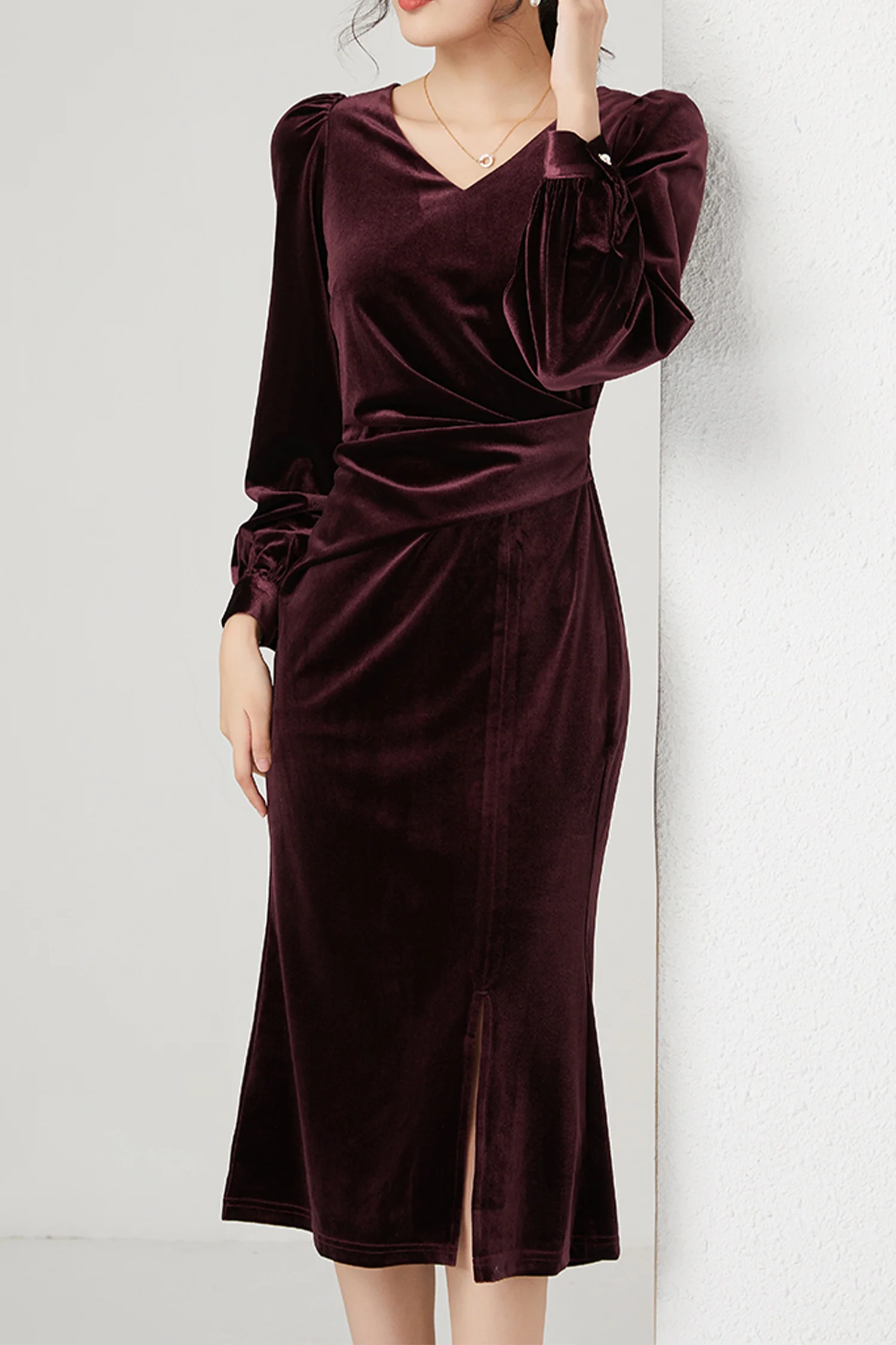 Burgundy Velvet Long Sleeve V-Neck Midi Dress - HBQMJX