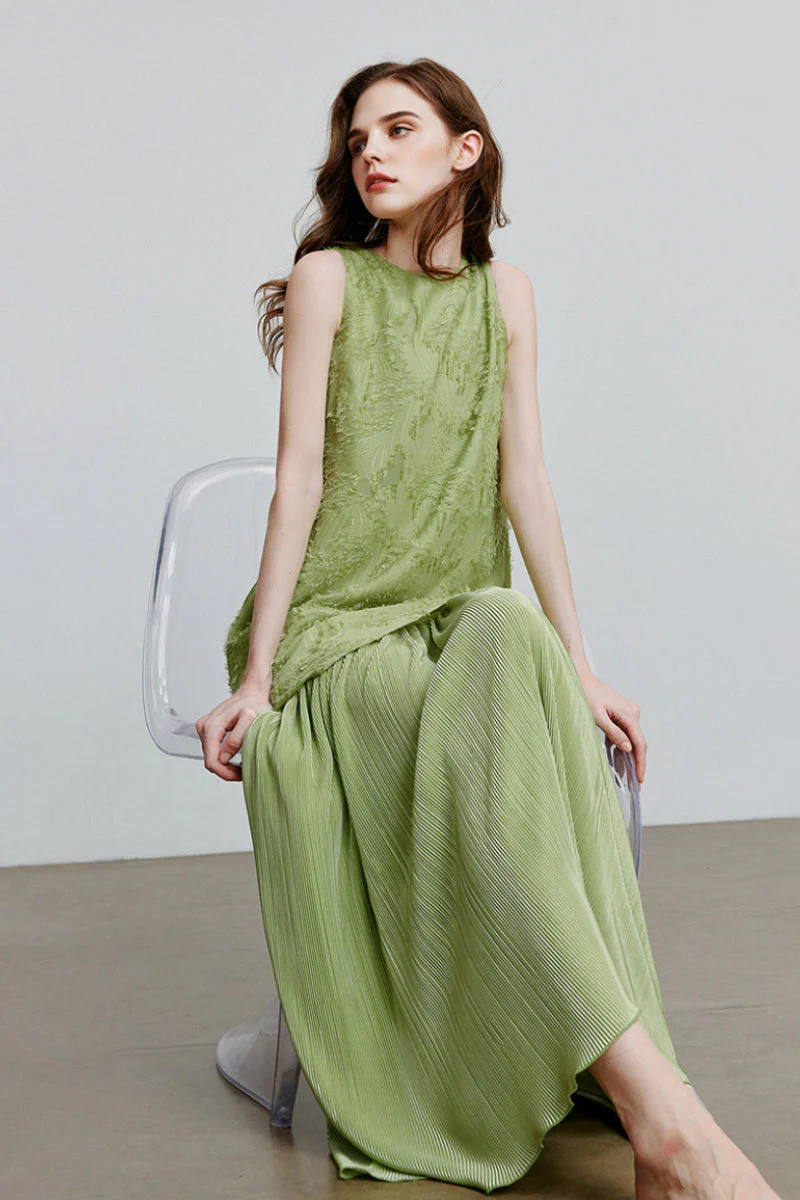 Green Frayed Jacquard Pleated Mixed-Media Midi Dress - HBQMJX