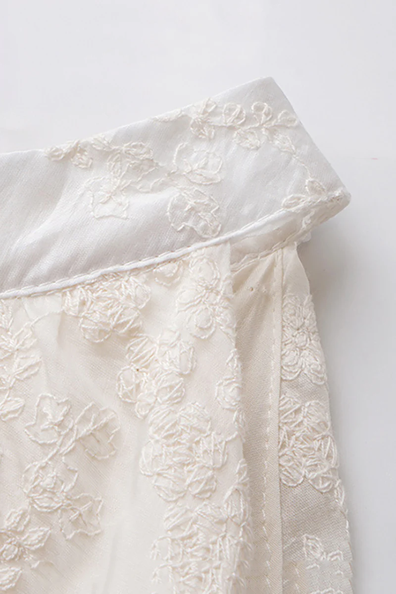 Ivory Embroidered Halter-Neck Tiered Midi Dress with Lace Hem - HBQMJX