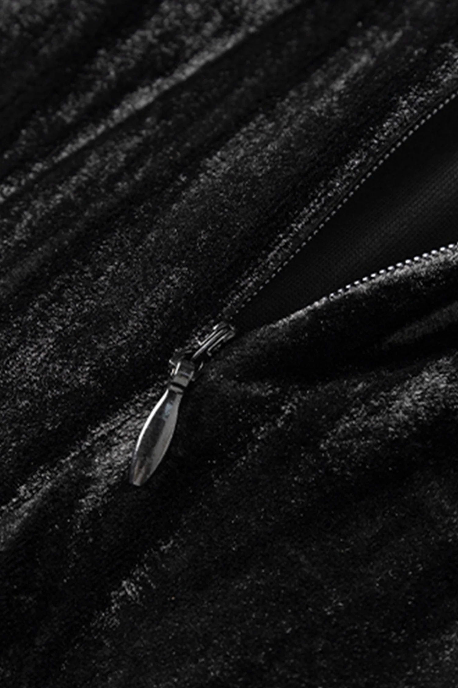 Black Velvet Textured Long Sleeve V-Neck Midi Dress - HBQMJX