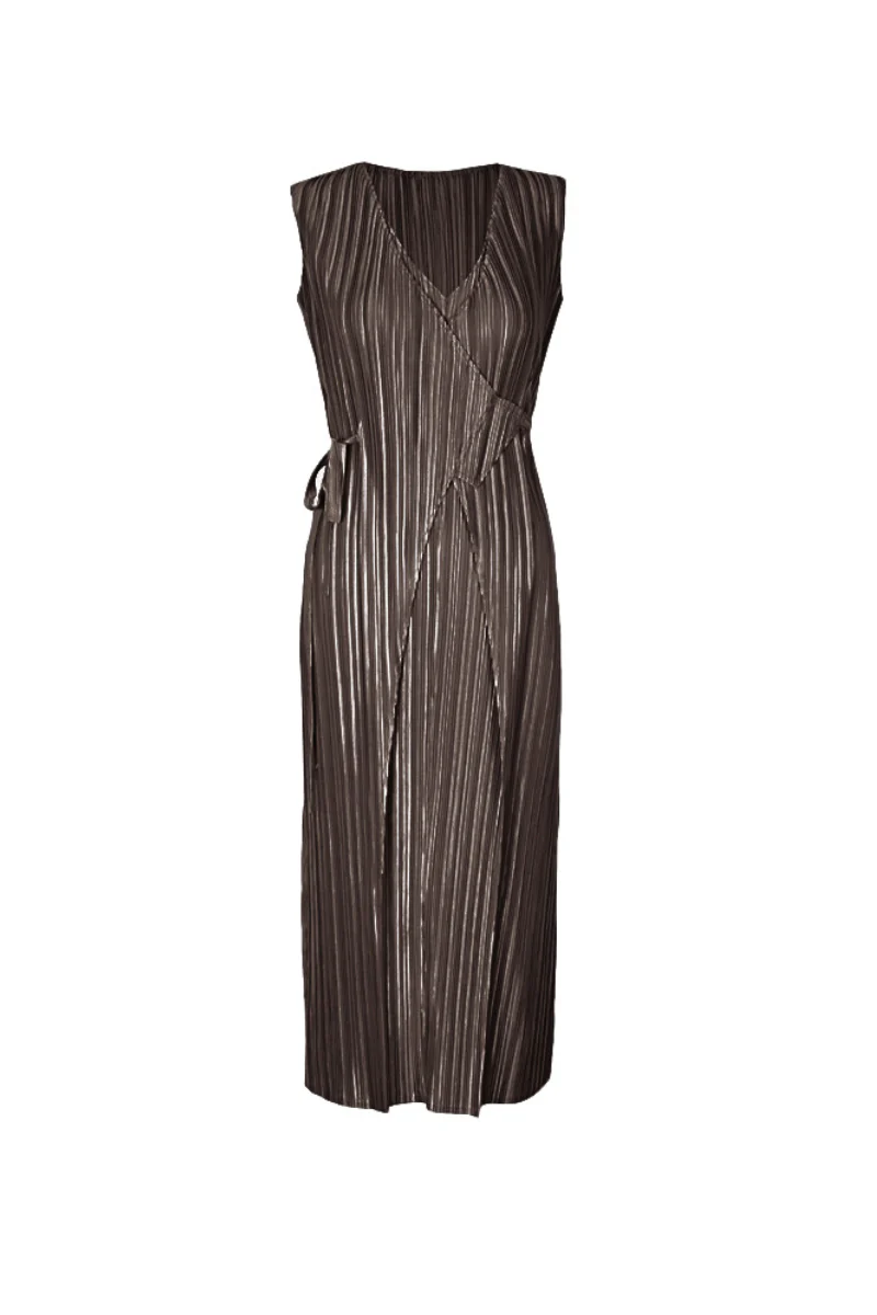 Designer Inspired Pleated Sleeveless Midi Wrap Dress - HBQMJX