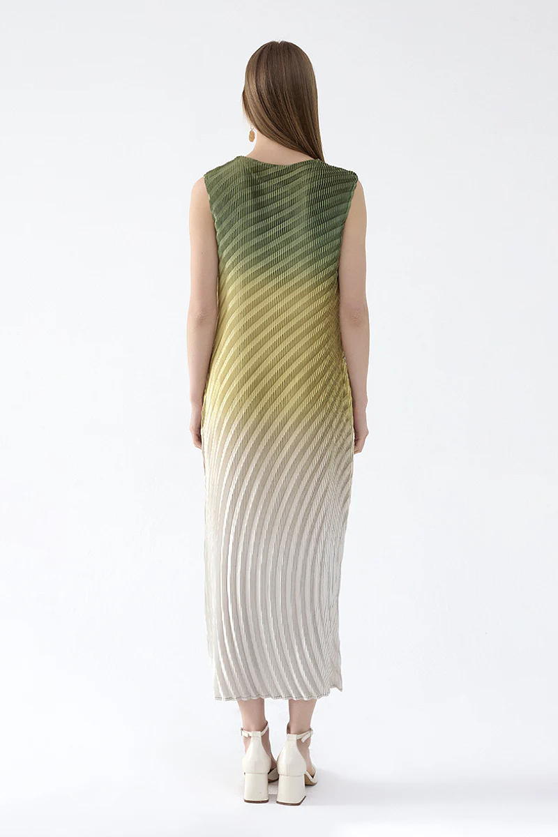 Designer Inspired Pleated Ombre Sleeveless Maxi Dress - HBQMJX