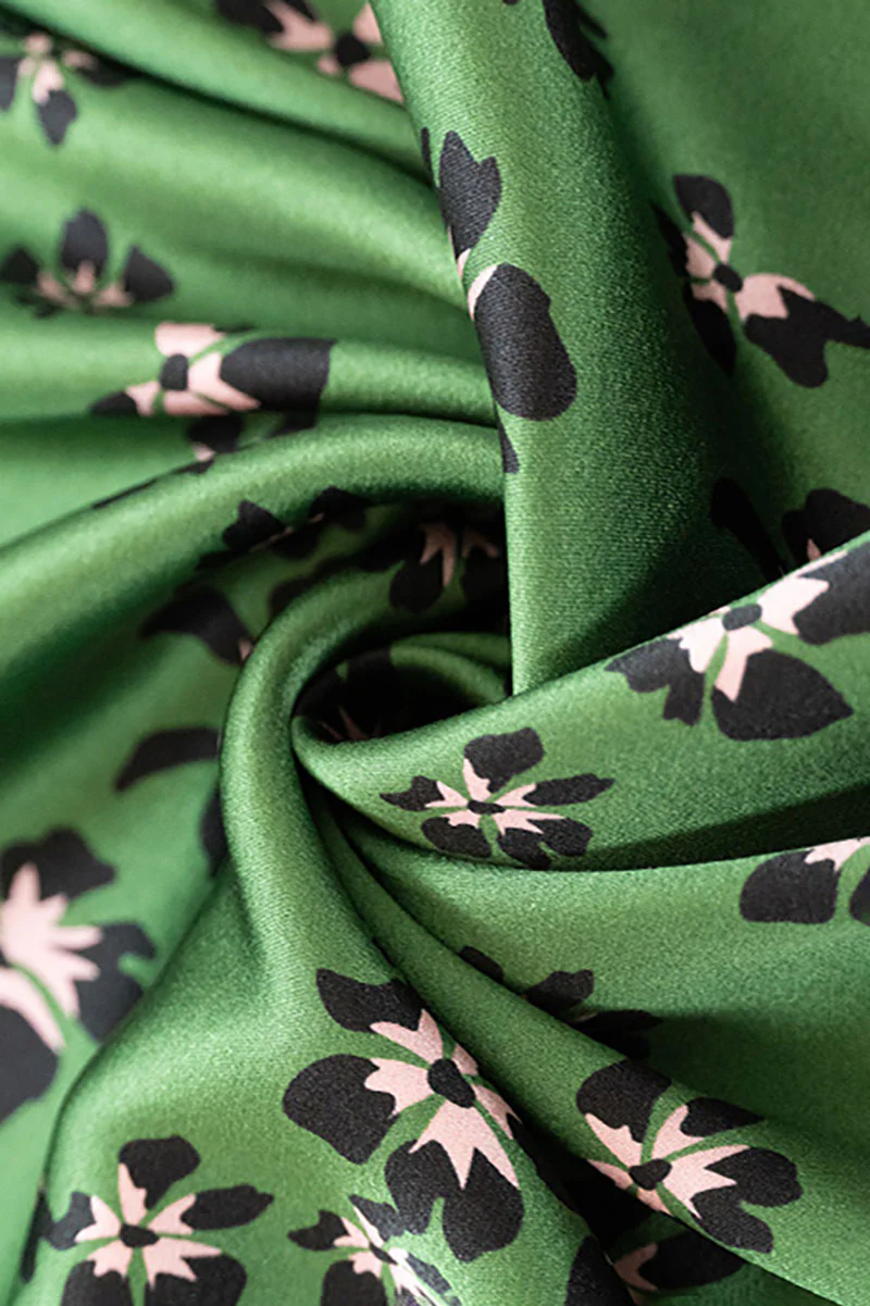 19 Momme Silk Slip Dress in Floral Print - HBQMJX