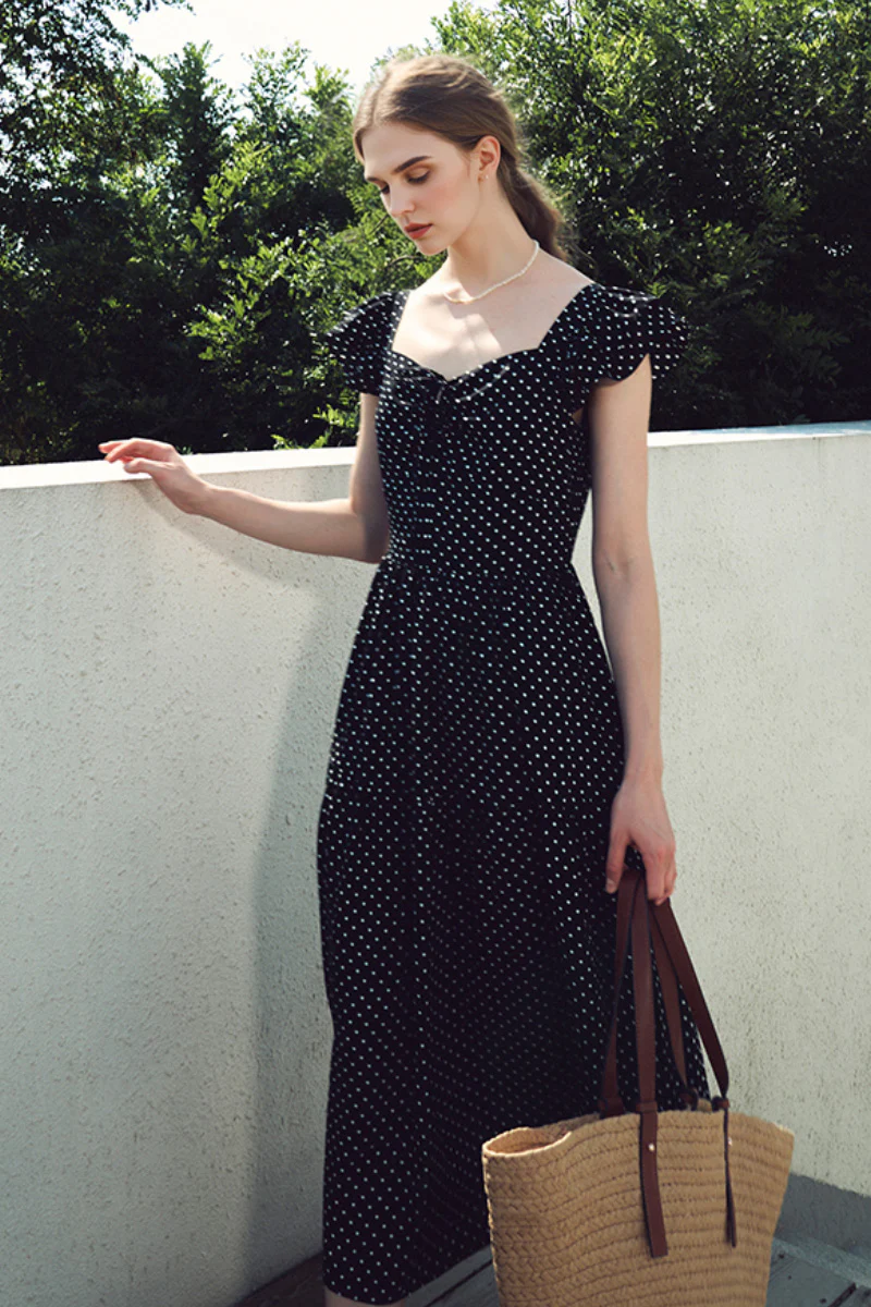 Black Polka-Dot Sweetheart Midi Dress - HBQMJX
