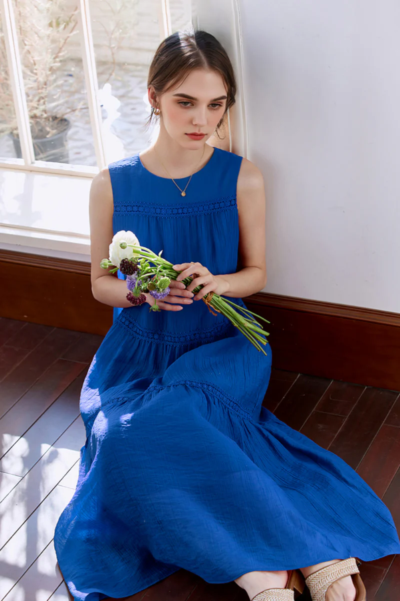 Blue Tiered Sleeveless Tank Midi Dress with Embroidered Detail - HBQMJX