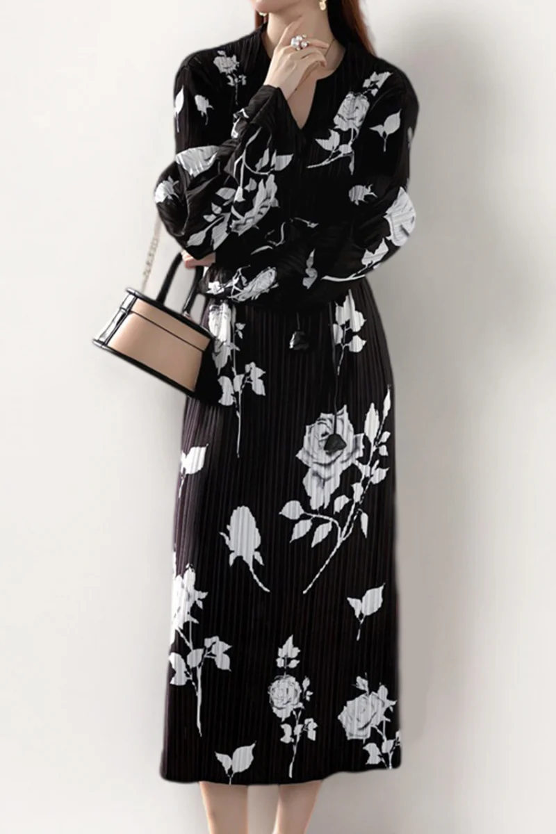 Designer Inspired Pleated Floral Long-Sleeve Midi Dress - HBQMJX